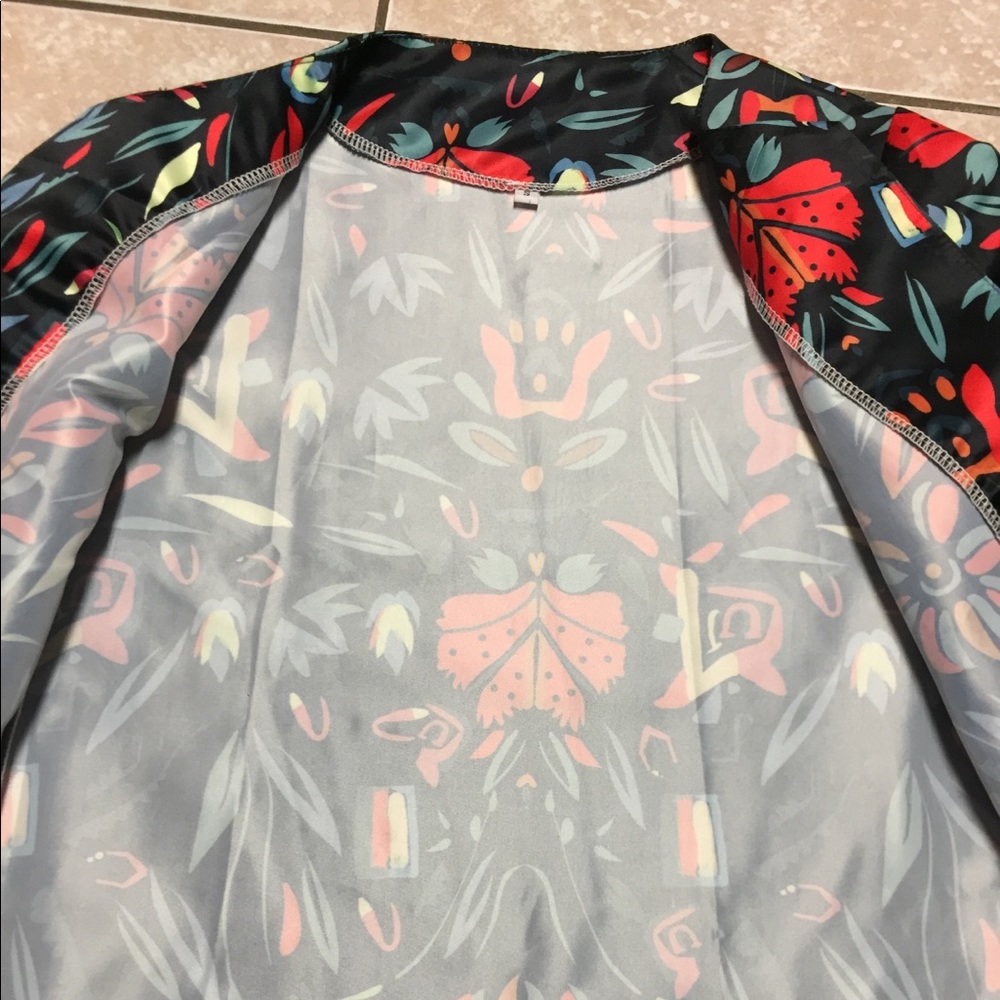 Multi-Pattern Jacket - Picture 4 of 5
